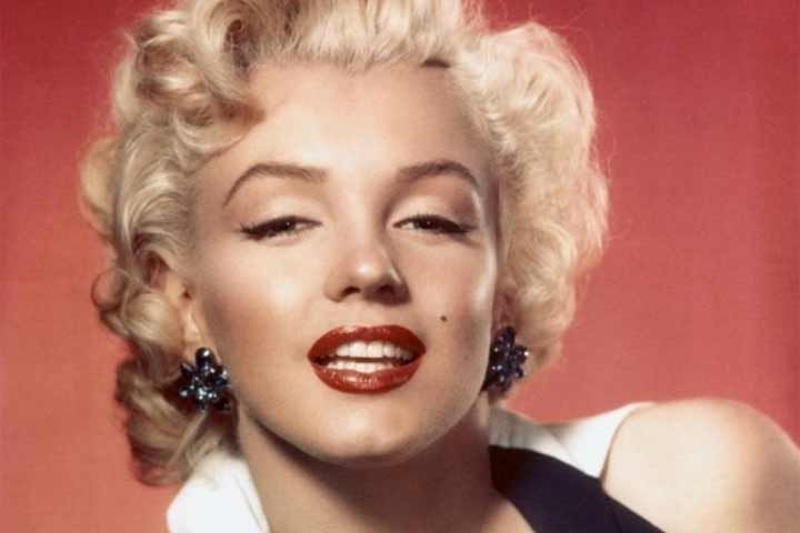 Subastan vestidos y objetos personales de Marilyn Monroe