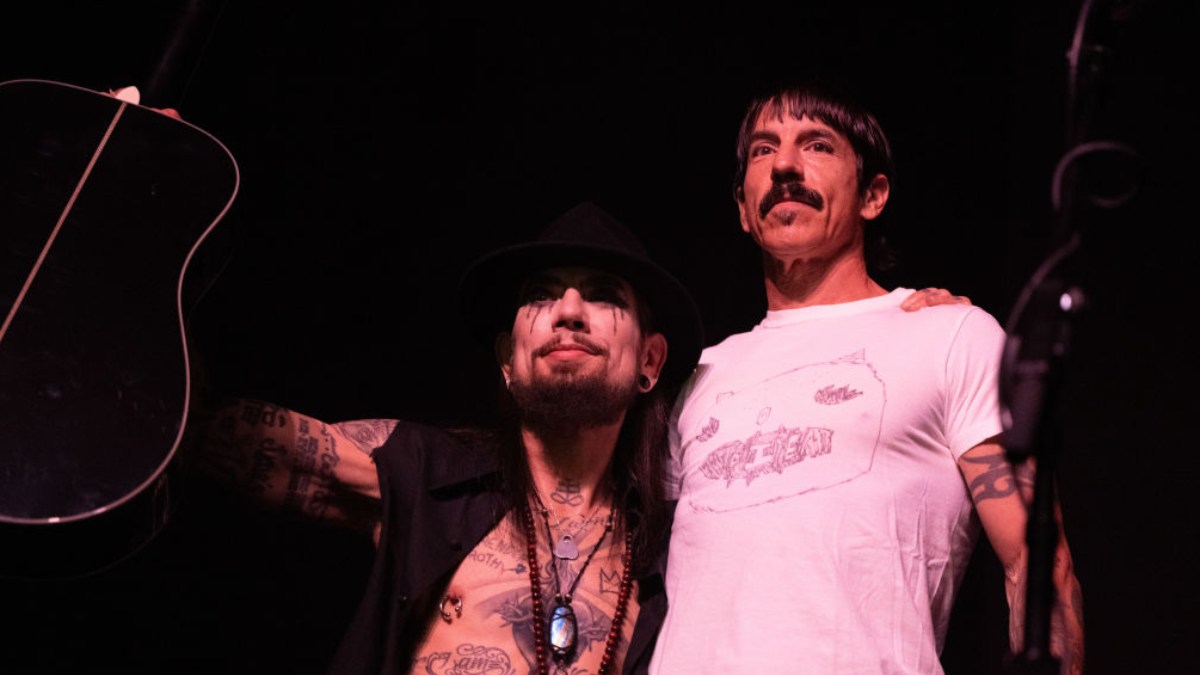 Dave Navarro y Anthony Kiedis volvieron a unirse con un clásico de Lou Reed